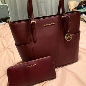 Michael Kors shoulder bag + wallet (burgundy)